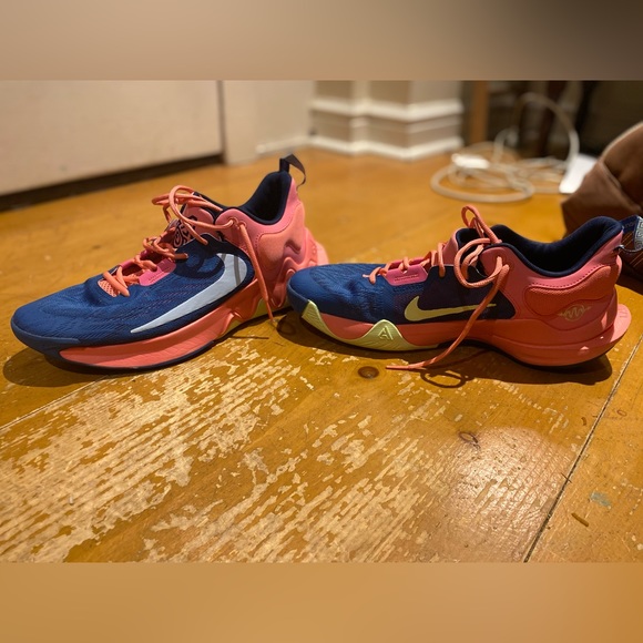 Giannis Freak 3 - Picture 7 of 10